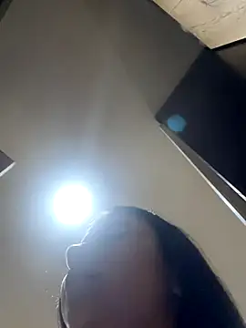 Isabella Montoya online show from 10/08/25, 01:31