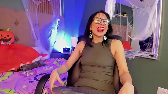 Lilithmuller  online show from 10/22/25, 11:43