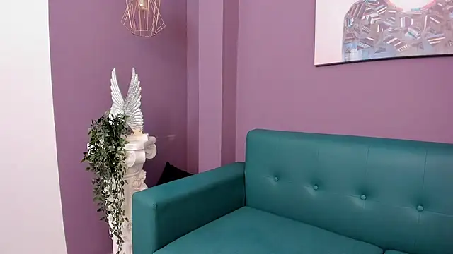 Lilithmuller  online show from 11/18/25, 07:18