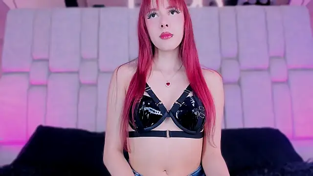 Snapshot of _GigiDoll_ chatting on 11/13/25, 11:53 GigiDoll online show from 11/13/25, 11:53