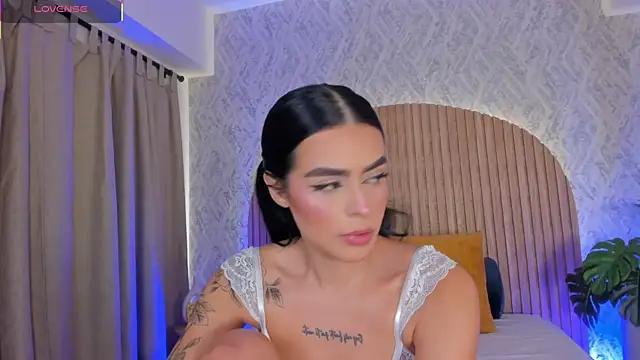 Sophiie Belle online show from 10/02/25, 02:13