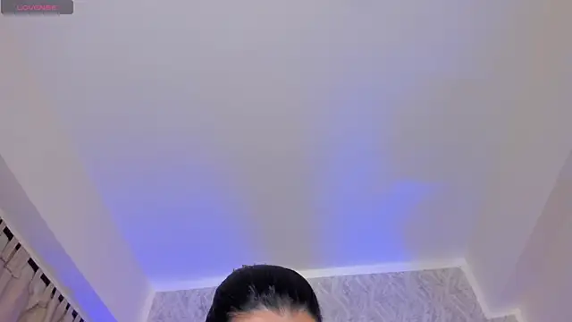 Sophiie Belle online show from 10/04/25, 01:53