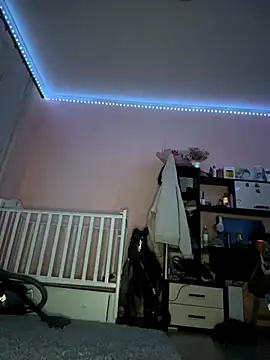 milka catt online show from 10/07/25, 07:33