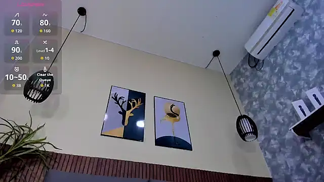 Snapshot of EmillyHarper_ chatting on 10/11/25, 03:50 EmillyHarper  online show from 10/11/25, 03:50