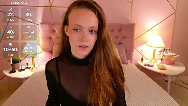 Snapshot of SallyPinkman chatting on 09/29/25, 09:03 SallyPinkman online show from 09/29/25, 09:03