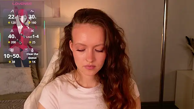 Snapshot of SallyPinkman chatting on 10/28/25, 02:20 SallyPinkman online show from 10/28/25, 02:20