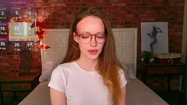 Snapshot of SallyPinkman chatting on 11/04/25, 07:40 SallyPinkman online show from 11/04/25, 07:40