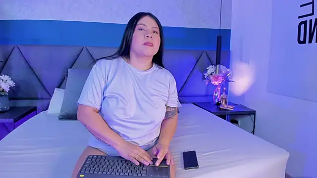 Amber Santana online show from 06/11/26, 01:38