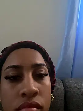 Snapshot of flore-cita chatting on 10/04/25, 09:02 flore-cita online show from 10/04/25, 09:02