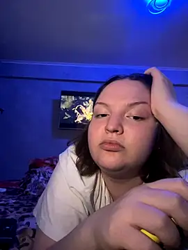 Vanessa Rise online show from 10/18/25, 03:57