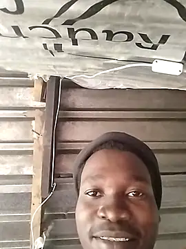 Snapshot of Msoon001 chatting on 11/06/25, 01:45 Msoon001 online show from 11/06/25, 01:45