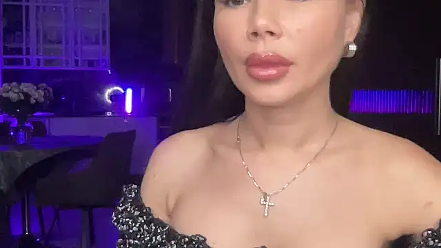 Snapshot of Orlinah chatting on 10/17/25, 07:49 Orlinah online show from 10/17/25, 07:49