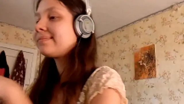 Snapshot of QutieDaSweet chatting on 09/21/25, 07:10 QutieDaSweet online show from 09/21/25, 07:10