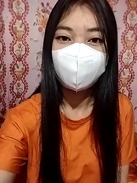 Snapshot of Damhan12 chatting on 11/04/25, 11:04 Damhan12 online show from 11/04/25, 11:04