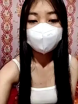 Snapshot of Damhan12 chatting on 11/06/25, 01:28 Damhan12 online show from 11/06/25, 01:28