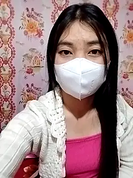 Snapshot of Damhan12 chatting on 11/25/25, 12:27 Damhan12 online show from 11/25/25, 12:27