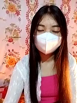 Snapshot of Damhan12 chatting on 12/05/25, 01:31 Damhan12 online show from 12/05/25, 01:31