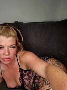 Just peaches not cream online show from 10/02/25, 11:23