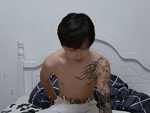 xiaoyi2563 online show from 09/19/25, 02:07