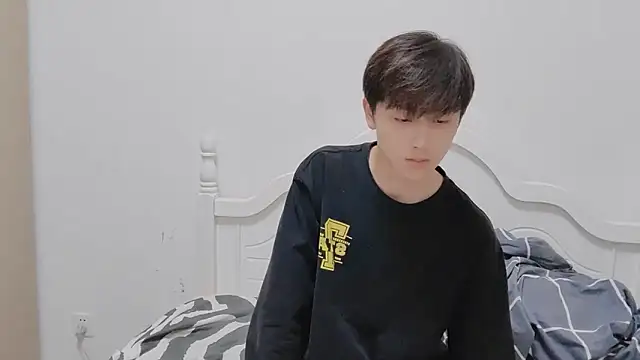 xiaoyi2563 online show from 10/22/25, 01:22