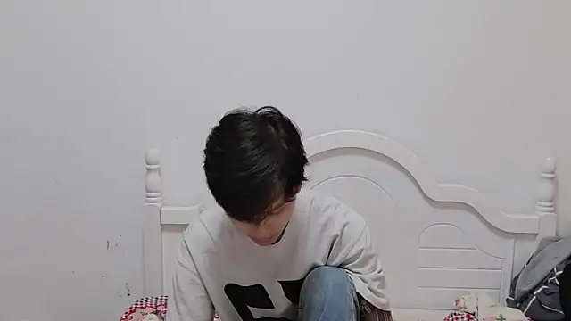 xiaoyi2563 online show from 11/06/25, 07:20