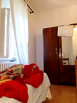 Snapshot of Kwasi-a chatting on 09/18/25, 02:08 Kwasi-a online show from 09/18/25, 02:08