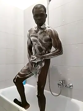 Snapshot of Kwasi-a chatting on 10/07/25, 04:48 Kwasi-a online show from 10/07/25, 04:48