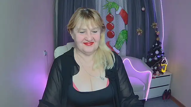 EmmaEllison online show from 12/16/25, 07:24
