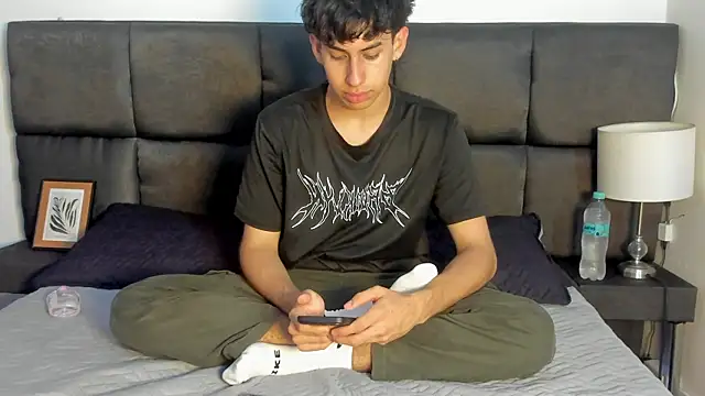 Aaron Spencer13 online show from 09/25/25, 06:44