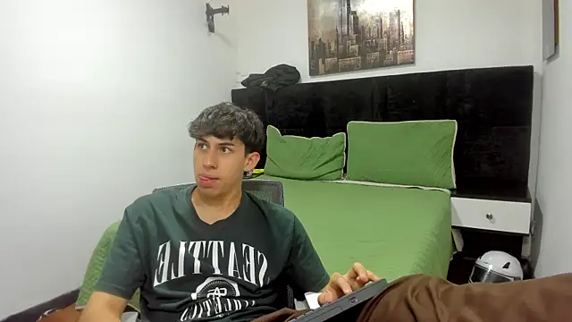 Aaron Spencer13 online show from 09/27/25, 01:27