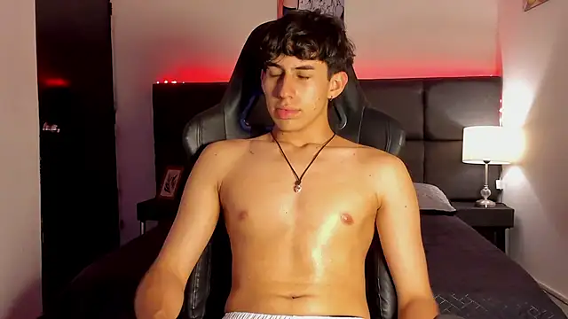 Aaron Spencer13 online show from 10/02/25, 07:21