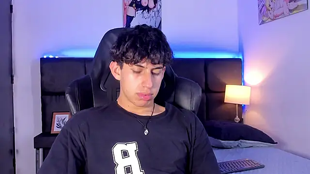 Aaron Spencer13 online show from 10/07/25, 06:16