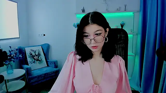 Snapshot of MeLLSawertyq chatting on 09/27/25, 11:37 MeLLSawertyq online show from 09/27/25, 11:37