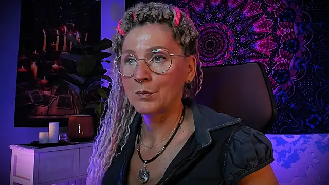 UmaSpace online show from 06/13/26, 05:05