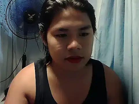 Snapshot of Huntrix2025 chatting on 11/15/25, 08:22 Huntrix2025 online show from 11/15/25, 08:22