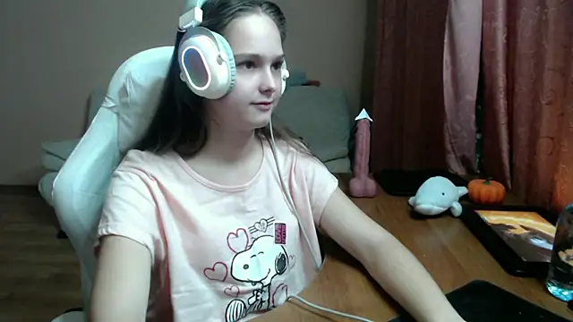 SharybbFace online show from 10/10/25, 03:11