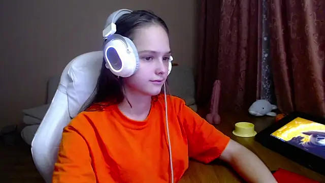 SharybbFace online show from 10/15/25, 03:12