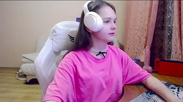 SharybbFace online show from 11/03/25, 03:02