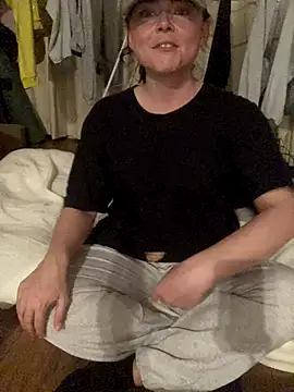 Mia Winters online show from 12/14/25, 08:57