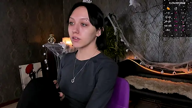 Snapshot of AdeliceLenoir chatting on 11/01/25, 05:42 AdeliceLenoir online show from 11/01/25, 05:42