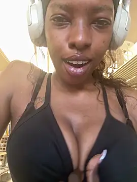 Snapshot of Oceanababe21 chatting on 04/17/26, 02:53 Oceanababe21 online show from 04/17/26, 02:53