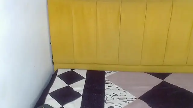 arelysalvarezcm online show from 09/19/25, 12:39