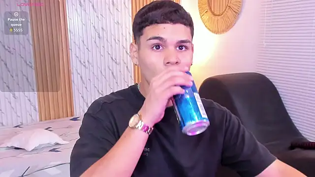 james jonnes online show from 10/10/25, 09:03