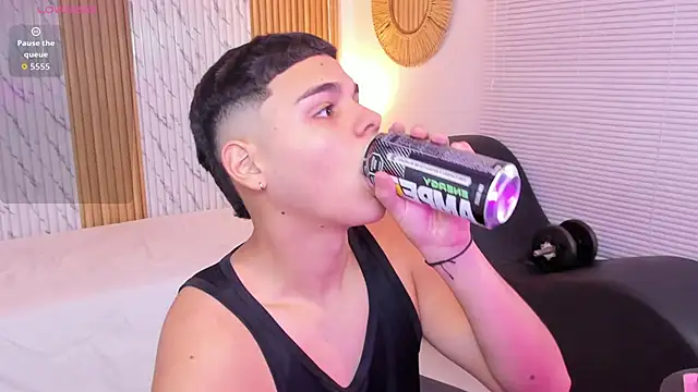 james jonnes online show from 10/15/25, 07:47