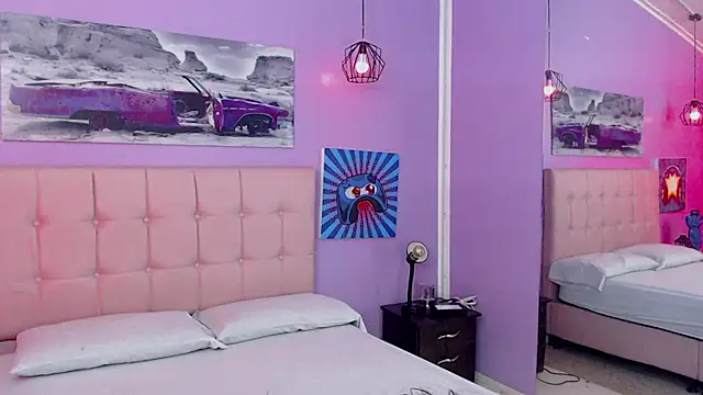 Snapshot of Sabriinaa_Foxx chatting on 10/10/25, 12:37 Sabriinaa Foxx online show from 10/10/25, 12:37