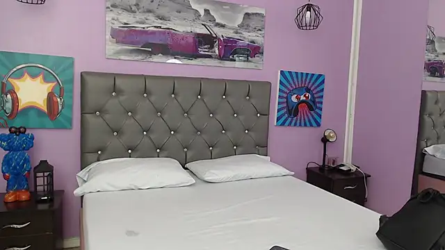 Snapshot of Sabriinaa_Foxx chatting on 10/23/25, 12:26 Sabriinaa Foxx online show from 10/23/25, 12:26