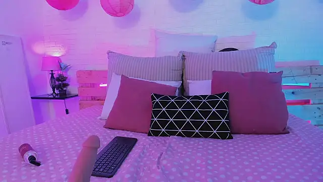 Snapshot of Jensen_hill chatting on 10/07/25, 02:09 Jensen hill online show from 10/07/25, 02:09