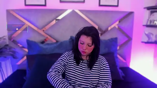 Snapshot of Jensen_hill chatting on 10/20/25, 11:43 Jensen hill online show from 10/20/25, 11:43