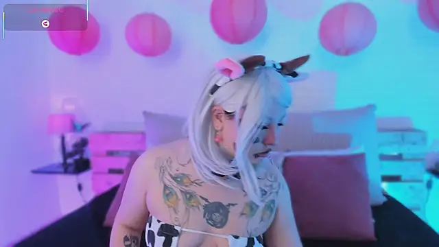 Snapshot of Jensen_hill chatting on 10/28/25, 11:36 Jensen hill online show from 10/28/25, 11:36