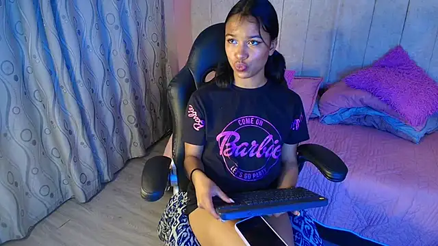 Snapshot of Dakashyten chatting on 10/18/25, 07:42 Dakashyten online show from 10/18/25, 07:42